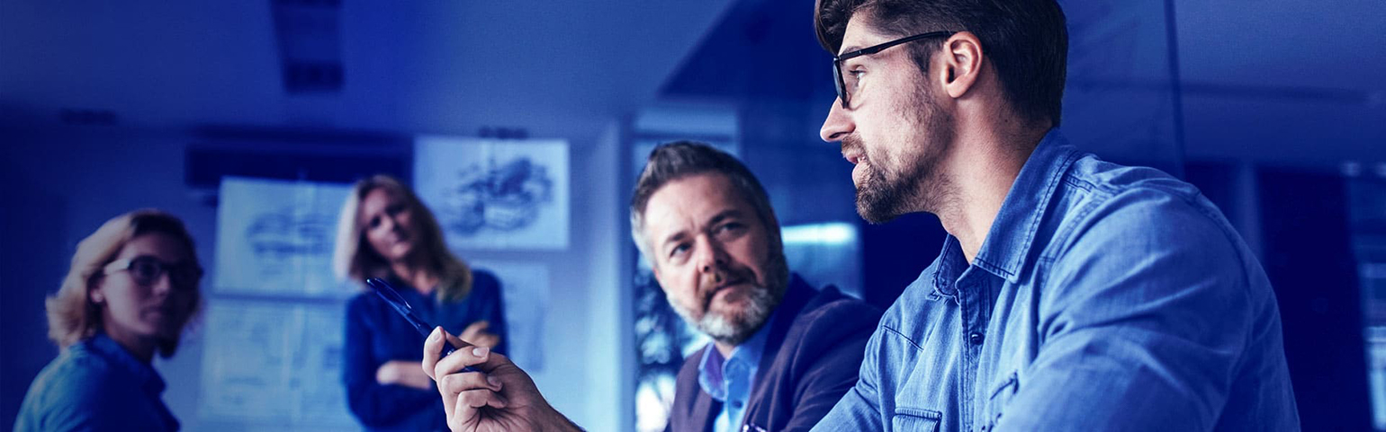 Q & A: 10 Führungspersönlichkeiten und ihre Reaktion auf COVID-19 - ©iStockphoto.com/jacoblund